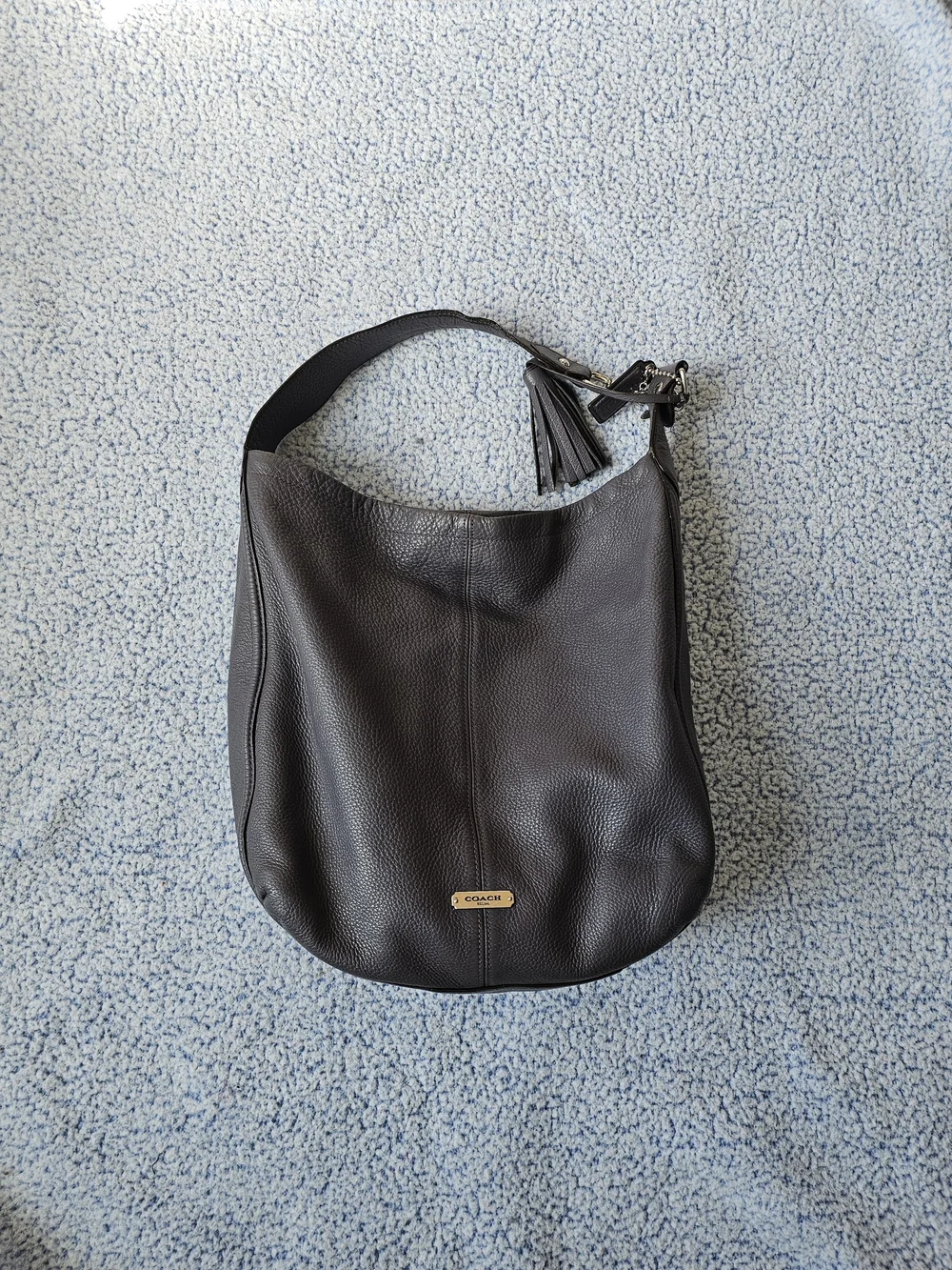 Coach Avery Hobo Bag